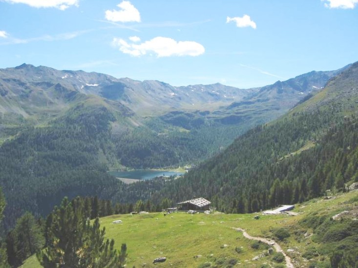 Weissbrunnsee-Ultental.jpg