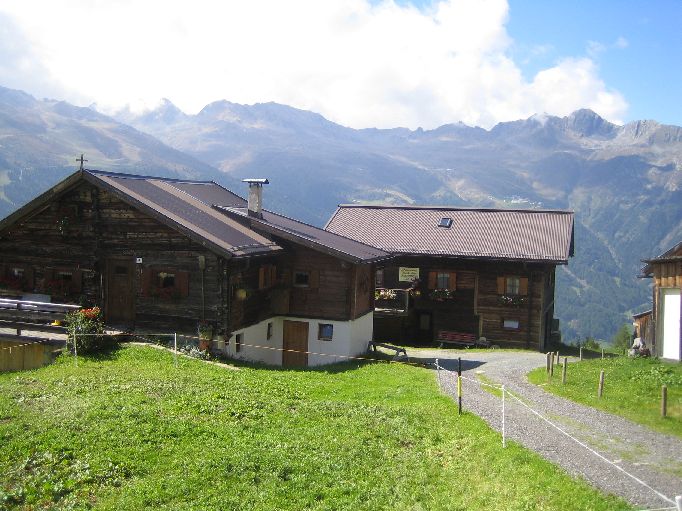 Brunnenbergalm-Soelden.JPG